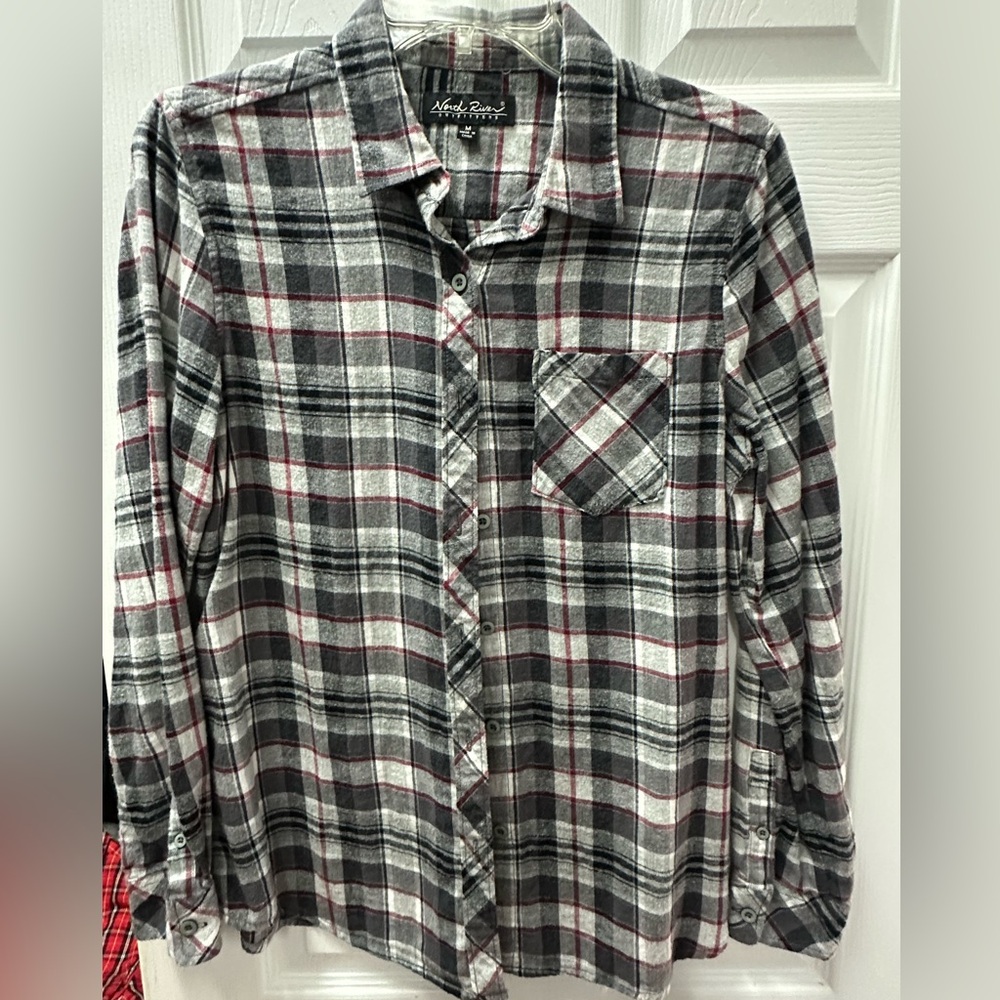 Plaid Flannel Button-Down Shirt in Gray and Red